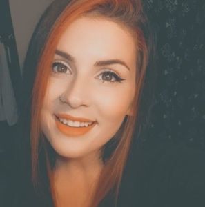 Meet your Posher, Toria